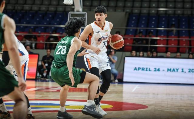 他曾在不同 他曾在不同